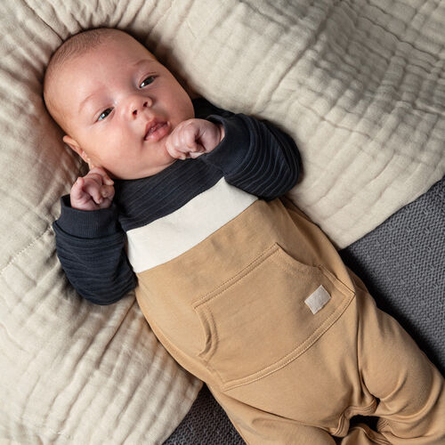 bess-newborn-baby-kleding-herf